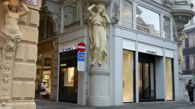 20 Ocak 2025 'te Graben Caddesi Viyana' daki lüks Chanel moda mağazası.