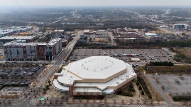 9 Ocak 2026 'da Garland Teksas' taki Curtis Culwell Merkezi 'nin hava görüntüsü
