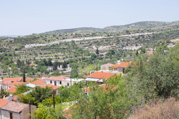 Wieś w regionie winiarskim Cypr — Zdjęcie stockowe