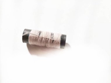 Yumuşak odak ve sessiz renklerin dünyasına rüya gibi bir kaçış. Bir anın özünü soyutlama merceğinden yakalıyorum..