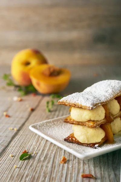 Şeftalilerin, seçici odak milföy