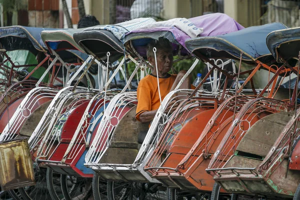 Trishaw veya Becak Yogyakarta kasaba