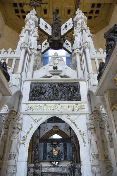 Mausoleo del Faro Cristóbal Colón, Santo Domingo, República Dominicana . — Foto de Stock