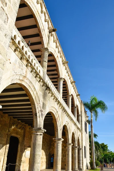 Alcázar de Colón y Plaza de España en Santo Domingo, República Dominicana . —  Fotos de Stock