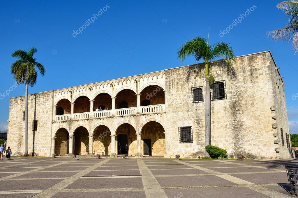 Alcazar de Colon and Spanish Square (Plaza de Espana) in Santo Domingo