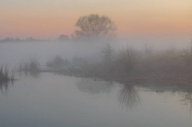 sabah sis Nehri üzerinde
