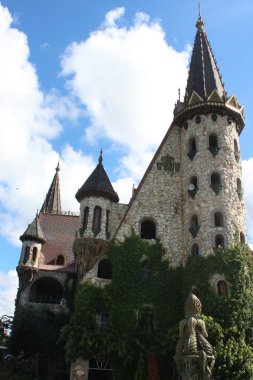 Taş Ortaçağ Kalesi