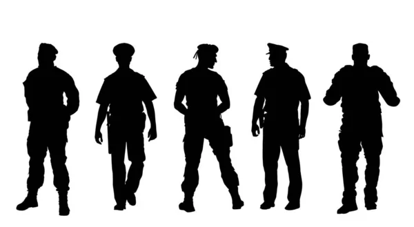 白地に隔離された勤務ベクトルシルエットの警察官 通りのパトロールで制服を着た警察官 警備員は人を守る 法と秩序だ テロ組織に対して — ストックベクタ