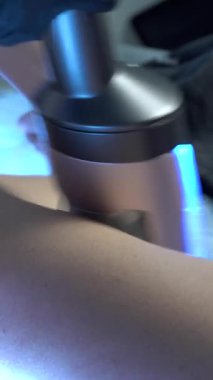 Cilt Kapatma Görünümünde Çevrimdışı Aygıt Yuvarlanıyor