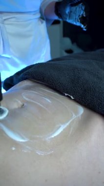 RF Şişman Azaltma ve Sıkı Popolar İçin Kaldırma