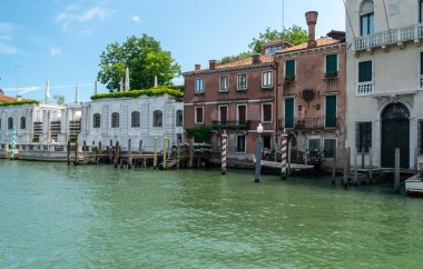 İtalya, Venedik 23 Temmuz 2020: Yazın Meşhur İtalyan Venedik 'in Editör Görüntüsü. Dorsoduro sestieri 'deki Venedik lagününden görüntü