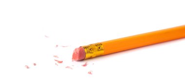 Kağıt üzerindeki silgi izole edilmiş. Yazılanların silinmesi, bir hatanın silinmesi, hatanın düzeltilmesi, çizimin düzeltilmesi, problem kavramının düzeltilmesi