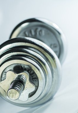 dambıl ağırlıkları beyaz arkaplanda.