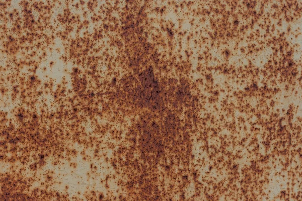 Hintergrund. die Textur der alten rostigen Metallplatte mit rissiger Farbe — Stockfoto