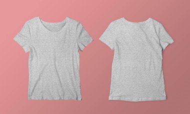 Sıradan moda ve giysi sunumu için pembe arka planda iki düz beyaz tişört.