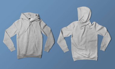 İki temiz beyaz kapüşonlu ceket mavi bir arka planda gösterişli günlük kıyafetlerle gösteriliyor..