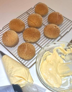 Light and airy choux pastry with a golden crust, filled with rich cream or custard. This elegant and versatile dessert offers a perfect balance of texture and sweetness.