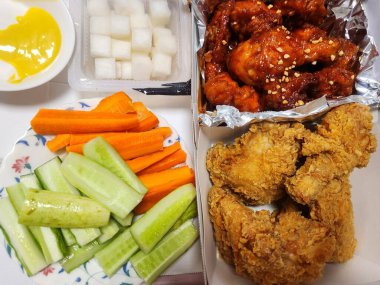Crispy fried chicken with golden, crunchy skin and juicy, tender meat. A delicious and savory dish, perfect for any meal, served with dipping sauces or side dishes for extra flavor!