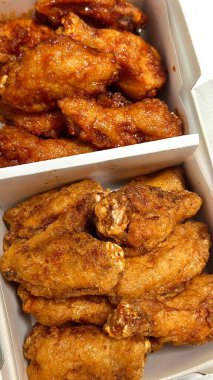 Crispy fried chicken with golden, crunchy skin and juicy, tender meat. A delicious and savory dish, perfect for any meal, served with dipping sauces or side dishes for extra flavor!