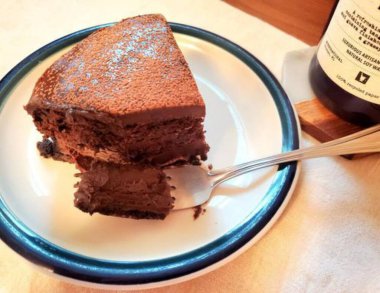 Rich, moist chocolate cake with a decadent, velvety texture and deep chocolate flavor. A perfect indulgence for dessert lovers, offering a satisfyingly sweet treat in every bite.