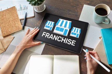 İş modelini ve büyüme konseptini aygıt ekranında bayilikle.