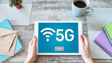 5g Hızlı mobil internet bağlantısı, Ne nesli iletişim ve modern teknoloji kavramı.
