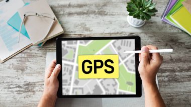 GPS Küresel Konumlandırma Sistemi, dünya çapında navigasyon ve şehir haritaları ekran üzerinde izleme konsepti.