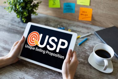 USP - Eşsiz satış teklifleri. Cihaz ekranında iş ve finans kavramı.