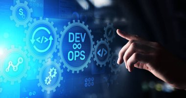 Sanal ekranda Çevik Gelişim Konsepti DevOps.