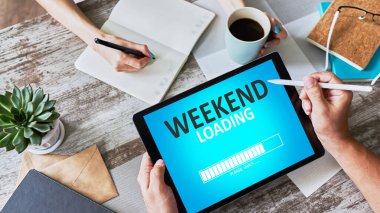 Haftasonu durum çubuğu iletisini aygıt ekranında yükle.