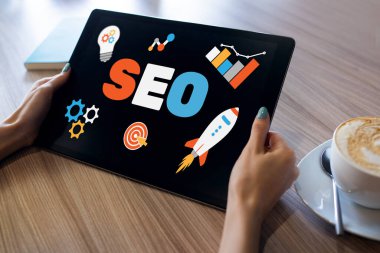SEO Arama Motoru optimizasyonu. İş ve dijital pazarlama kavramı