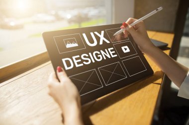 UX Tasarım. Kullanıcı deneyimi tasarımcısı, Web ve uygulama geliştirme. İnternet ve teknoloji kavramı