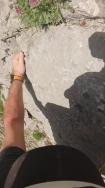 Uçuruma Tırmanan Alp Uçurumunun İlk Perspektifi