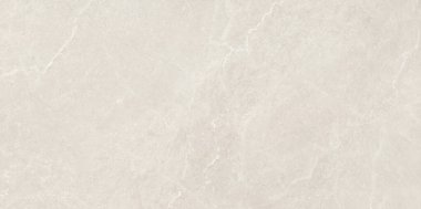 Yumuşak bej ve ince damarlı ve bulutlu mineral desenli kum tonlarından oluşan pürüzsüz bir doğal taş yüzeyi. Doku mermer ya da kireçtaşı çağrıştırıyor, mimari yüzeyler için sıcak, zarif ve zamansız bir estetik sunuyor, interi