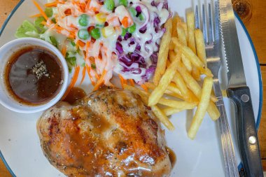 Karabiberde domuz kemikleri