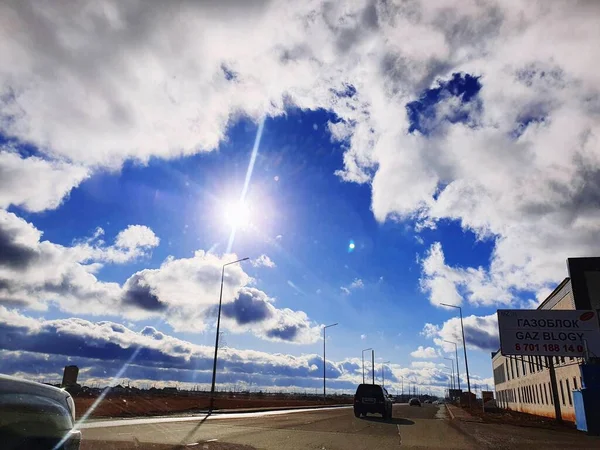 Weg Voor Straat Tegen Hemel Zonnig — Stockfoto