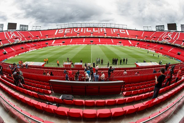 Blick auf das Ramón Sanchez Pisjuan Stadion. — Stockfoto