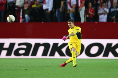 Sevilla, İspanya - 5 Mayıs: Fc Shakhtar Donetsk - Sevilla Fc, 5 Mayıs 2016, Ramon Sanchez Pizjuan, İspanya arasında oynanan Uefa Avrupa Ligi ikinci ayak yarı final maçında stadyumun panoramik manzarası çizgisinde kalan takımlar