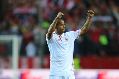 Sevilla, İspanya - 5 Mayıs: Fc Shakhtar Donetsk - Sevilla Fc, 5 Mayıs 2016, Ramon Sanchez Pizjuan, İspanya arasında oynanan Uefa Avrupa Ligi ikinci ayak yarı final maçında stadyumun panoramik manzarası çizgisinde kalan takımlar