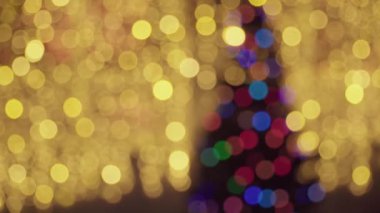 Bulanık ışıklar. Şenlik arka planı. Noel arkaplanı