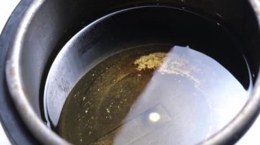 Kızarmış yağın yakın çekimi.