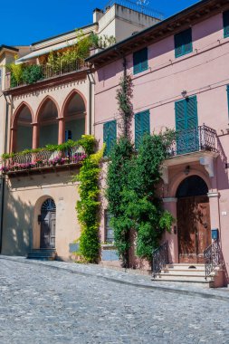 İtalya Santarcangelo di Romagna Caddesi.