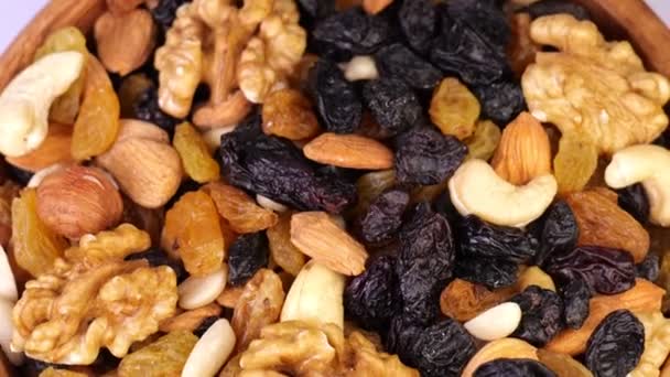 Nut mixture. assorted nuts rotate close-up — Stock Video