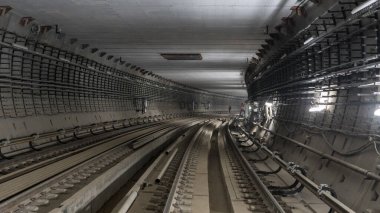 İnşaat halindeki metro tünelinin görüntüsü