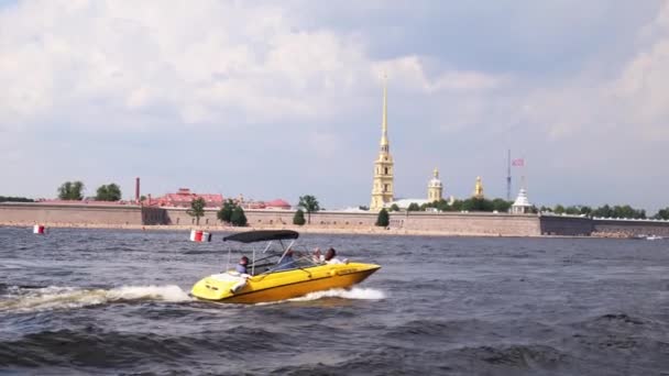 Szentpétervár, Oroszország - 2021. június. Péter és Pál erőd — Stock videók