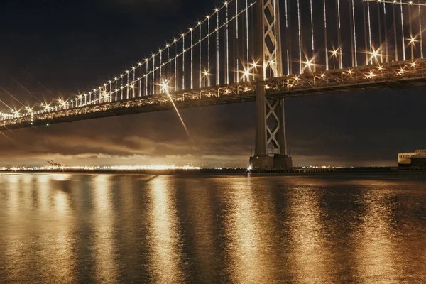 Мост Бей Освещается Ночью Сан Франциско Калифорния Сша — стоковое фото