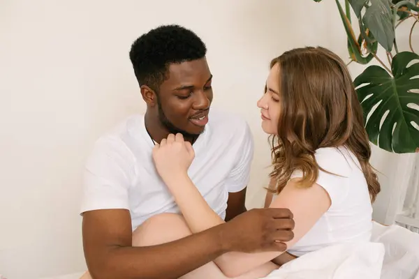 Portrait Mixed Race Couple Sitting Sofa Looking Each Other — Stock Photo, Image