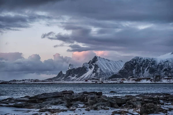 Dağ Manzarası Ramberg Flakstad Lofoten Nordland Norveç — Stok fotoğraf