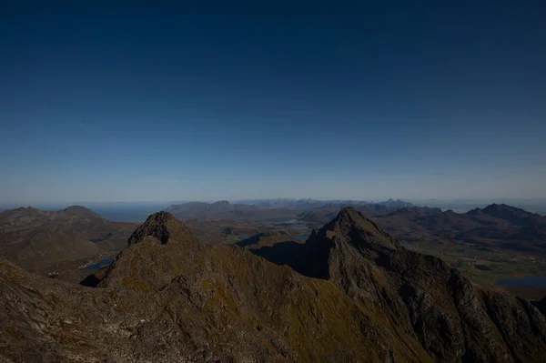 Horská Krajina Pohled Hustinden Flakstad Lofoten Nordland Norsko — Stock fotografie