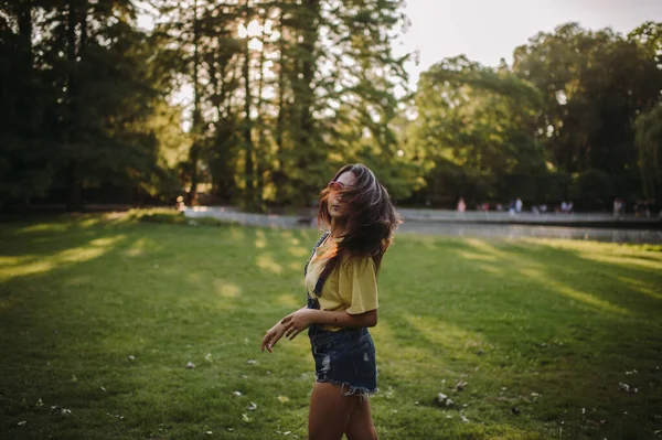 Portrait Woman Standing Park Tossing Her Hair Serbia — Stock Photo, Image